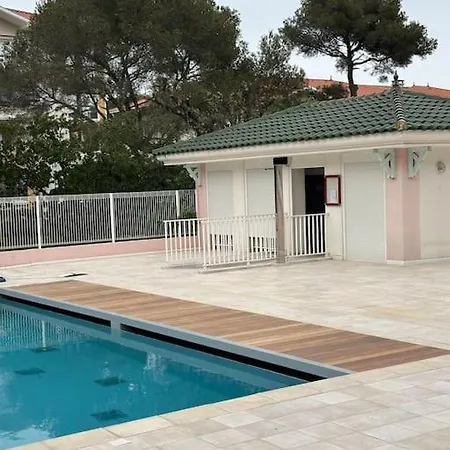 L Eden Et Piscine 53 M2 Apartment